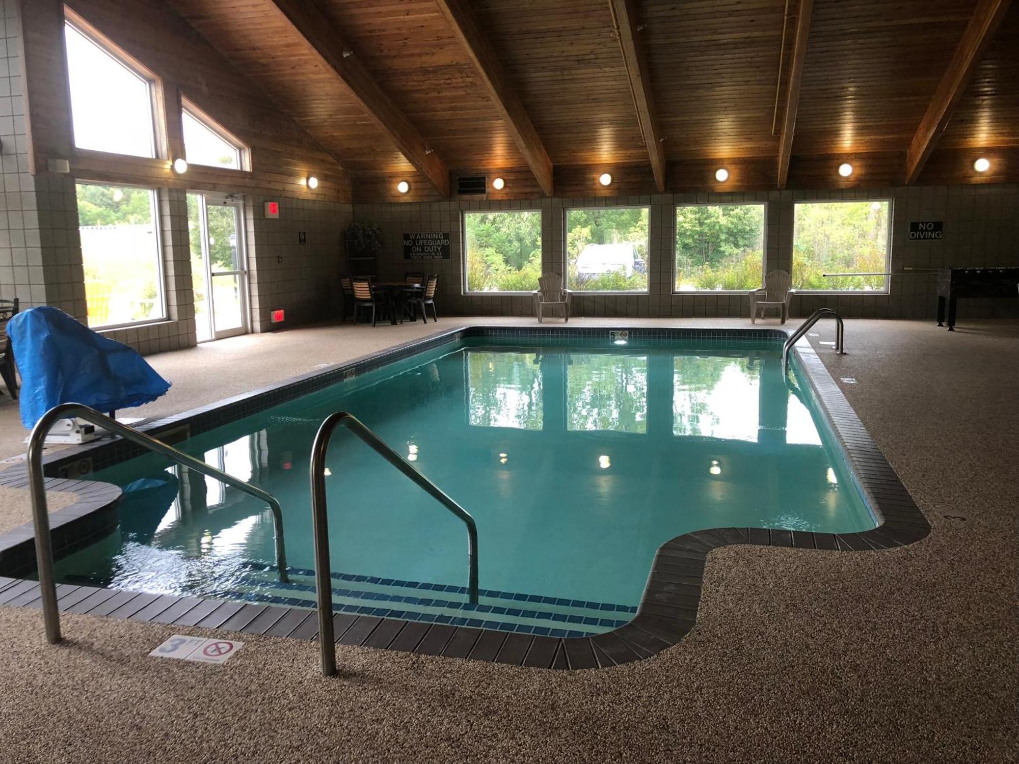 Boarders Inn And Suites By Cobblestone Hotels - Fayette Exteriör bild